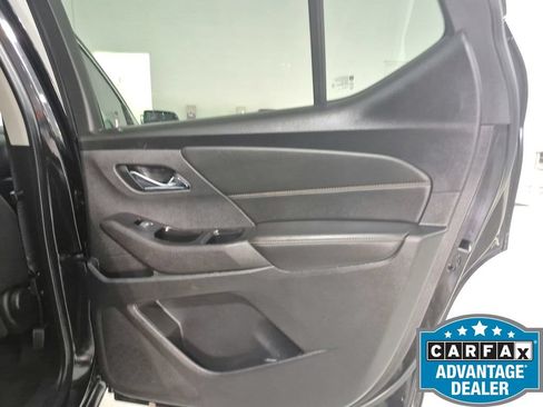 Used 2020 Chevrolet Traverse LS w/ LPO, Blackout Package FWD image 27
