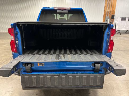 Certified 2022 Chevrolet Silverado 1500 ZR2 w/ Technology Package AWD/4WD image 12