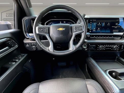 Used 2024 Chevrolet Silverado 3500 LTZ w/ LTZ Premium Package AWD/4WD image 9