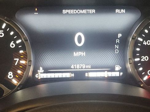 Used 2023 Jeep Renegade Trailhawk image 25