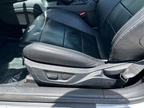 Used 2022 Ford Mustang Premium image 10