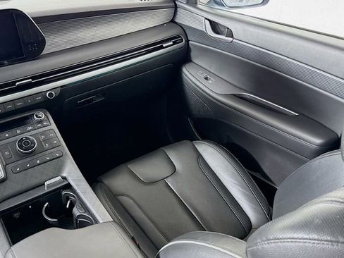Used 2024 Hyundai Palisade Limited image 27