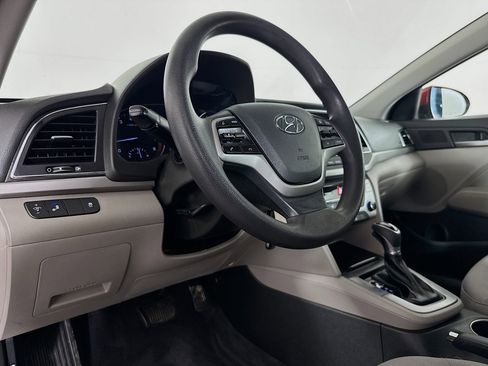 Used 2018 Hyundai Elantra SEL image 21