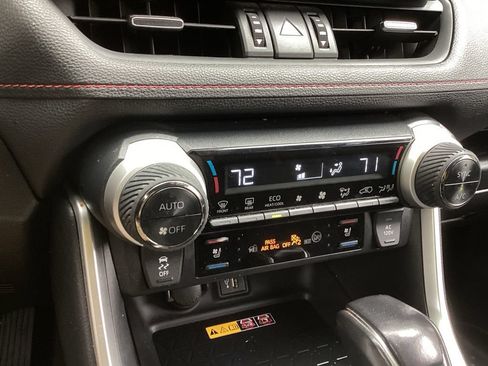 Used 2024 Toyota RAV4 XSE w/ Premium Package AWD/4WD image 17