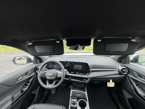 New 2026 Chevrolet Equinox LT w/ Convenience Package II image 50