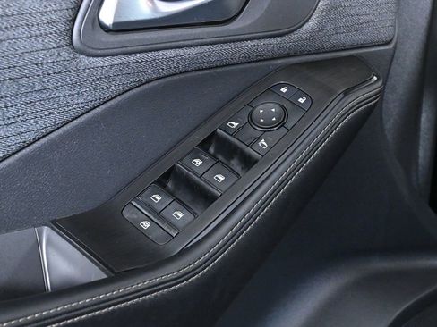 Certified 2023 Nissan Rogue SV image 23