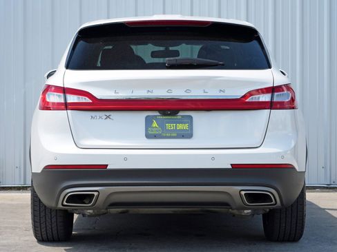 Used 2017 Lincoln MKX Select w/ Select Plus Package image 10