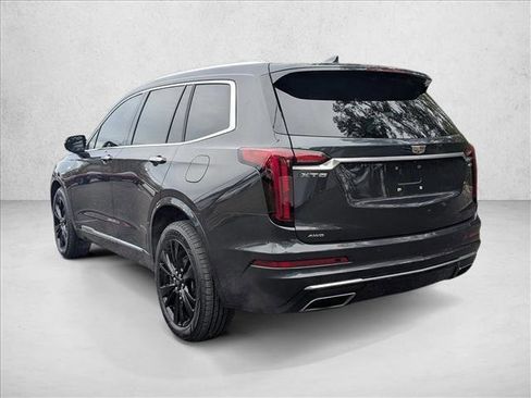 Used 2023 Cadillac XT6 Premium Luxury image 7