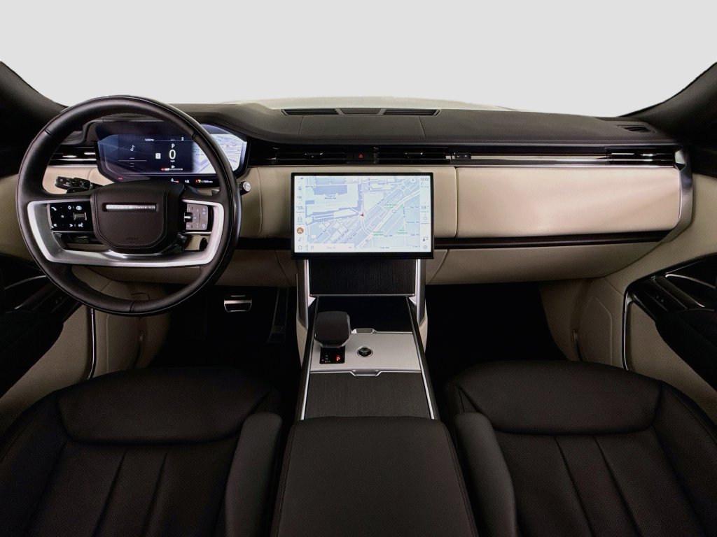 Used 2024 Land Rover Range Rover SE AWD/4WD image 9