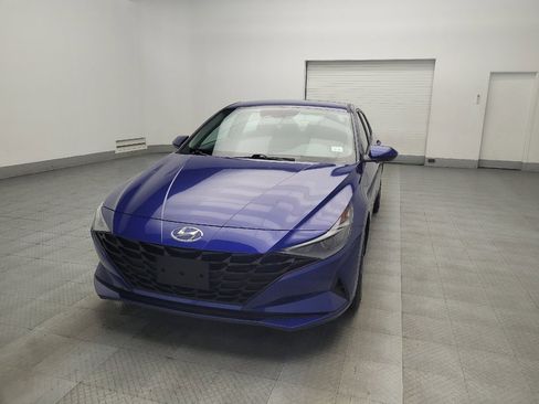 Used 2021 Hyundai Elantra SE image 15