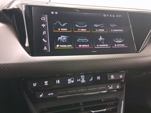 Used 2023 Audi RS e-tron GT w/ Carbon Performance Package image 22