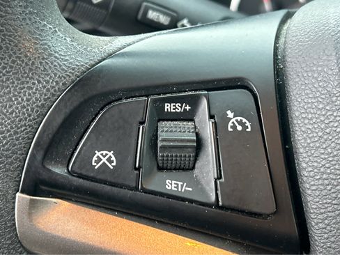 Used 2015 Chevrolet Malibu LS image 21