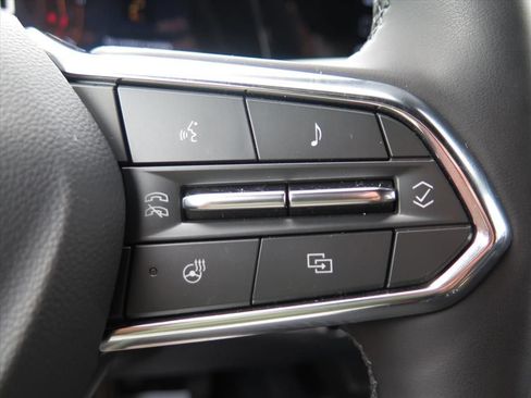 Used 2025 Chevrolet Equinox LT w/ Convenience Package II FWD image 14