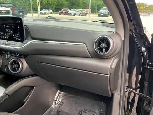 Used 2023 Chevrolet Blazer LT w/ Driver Confidence Package FWD image 17