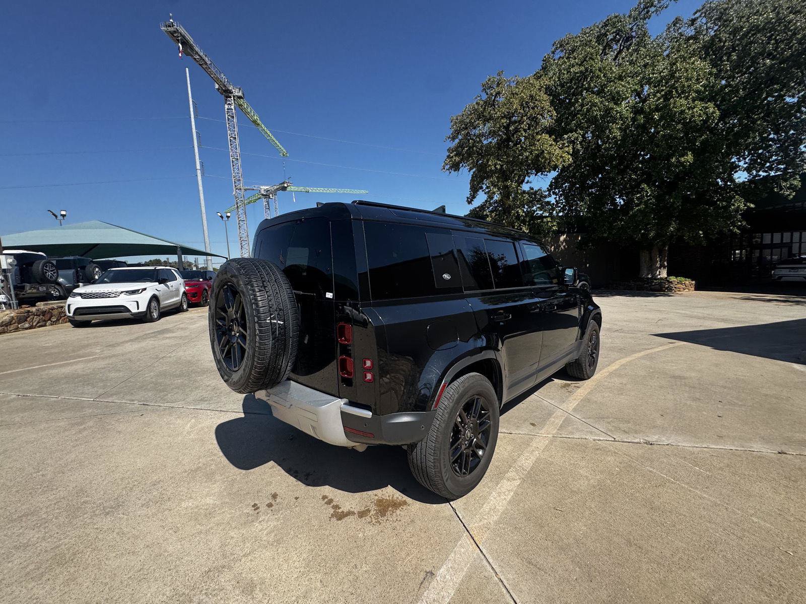 Certified 2024 Land Rover Defender 110 S AWD/4WD image 9