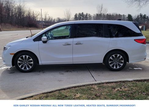 Used 2023 Honda Odyssey EX-L image 6