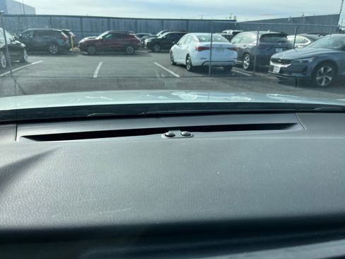 Used 2025 Toyota Camry LE image 18