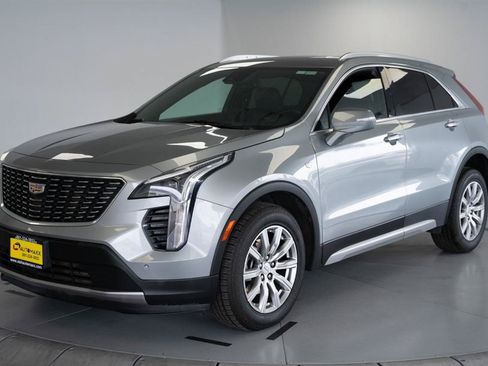 Used 2023 Cadillac XT4 Premium Luxury AWD/4WD image 3