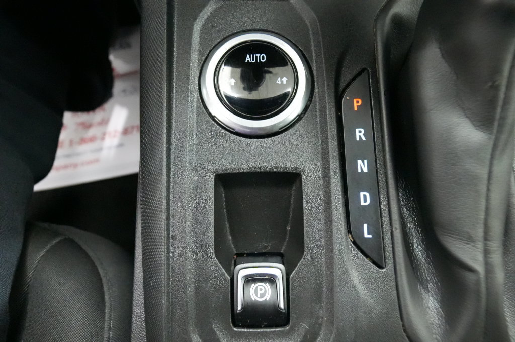 Used 2023 Chevrolet Colorado W/T w/ WT Convenience Package II AWD/4WD image 34