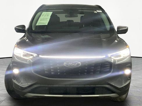 Used 2024 Ford Escape Platinum image 2