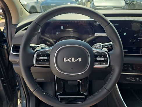 New 2026 Kia Carnival SX FWD image 32