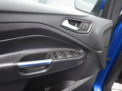 Used 2019 Ford Escape SE AWD/4WD image 40