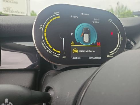 Used 2023 MINI Cooper SE FWD image 2