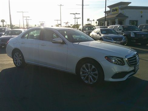 Used 2017 Mercedes-Benz E 300 E 300 Luxury Sedan image 8
