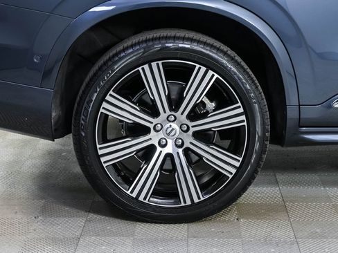 Certified 2025 Volvo XC90 T8 Ultra w/ Protection Package Premier AWD/4WD image 42