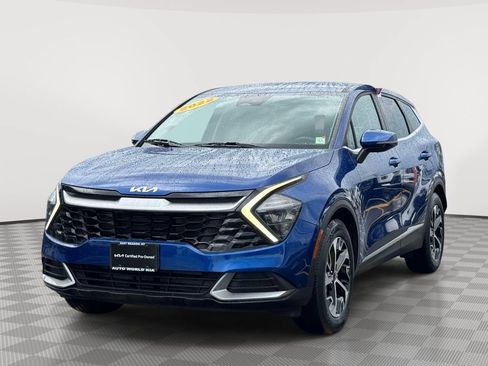 Used 2023 Kia Sportage EX FWD image 3