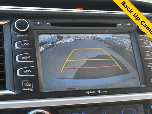 Used 2015 Toyota Highlander Limited image 3