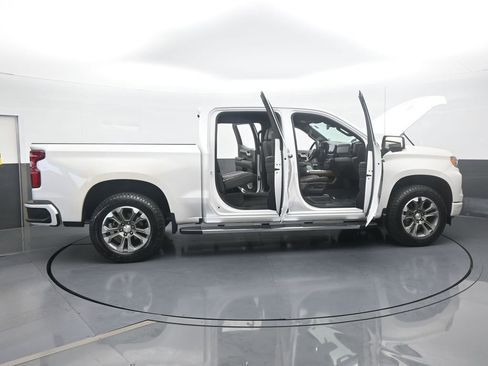 Used 2024 Chevrolet Silverado 1500 High Country AWD/4WD image 82