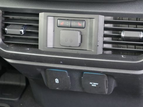 Certified 2023 Ford F150 Lariat w/ Equipment Group 502A High image 35