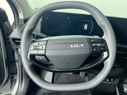 New 2025 Kia EV6 Light image 15
