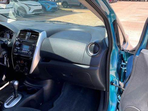 Used 2015 Nissan Versa Note SV FWD image 16
