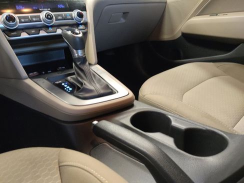 Used 2020 Hyundai Elantra Value Edition w/ Cargo Package (C1) image 26