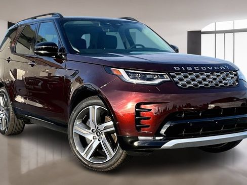 New 2026 Land Rover Discovery Limited Edition AWD/4WD image 2