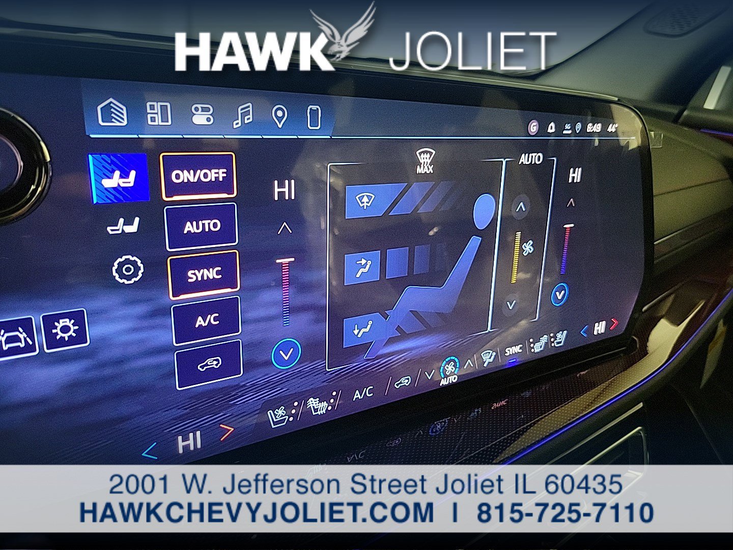 New 2026 Chevrolet Traverse RS w/ LPO, Floor Liner Package FWD image 16