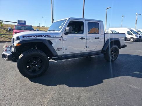 Used 2022 Jeep Gladiator Mojave w/ LED Lighting Group image 9