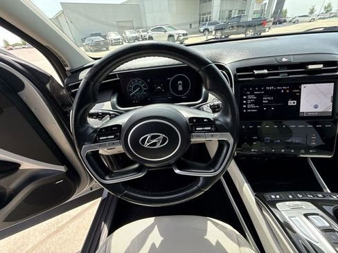 Used 2022 Hyundai Tucson Limited FWD image 14