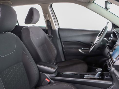 Used 2021 Nissan Kicks SV image 26