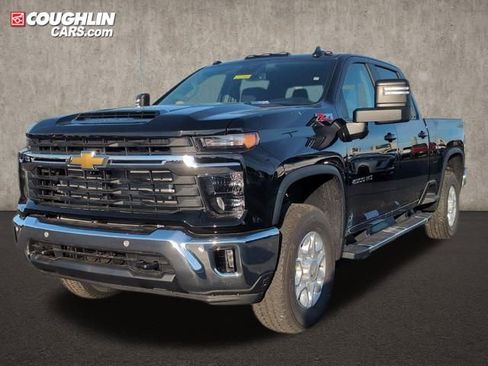 New 2026 Chevrolet Silverado 2500 LT w/ All Star Edition image 3