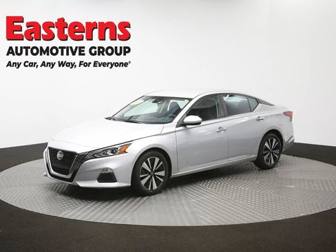Used 2022 Nissan Altima 2.5 SV FWD image 56