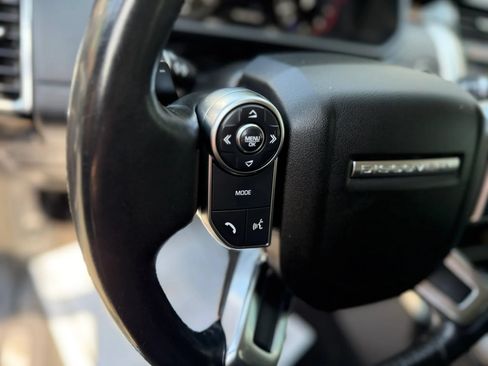 Used 2018 Land Rover Discovery HSE Luxury AWD/4WD image 22