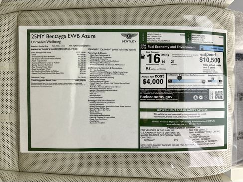 Used 2025 Bentley Bentayga Extended Wheelbase image 27