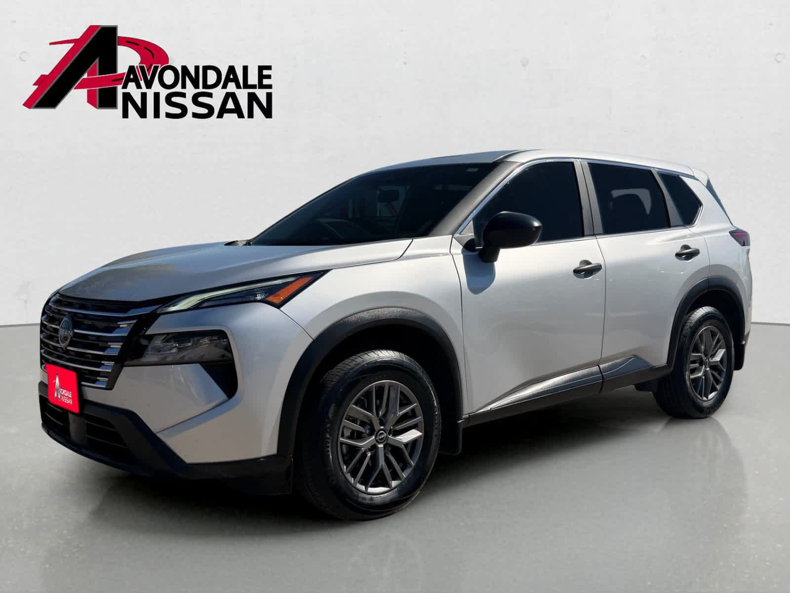 Certified 2025 Nissan Rogue S FWD image 2