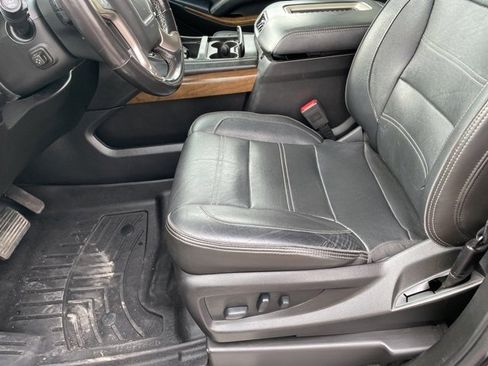 Used 2018 GMC Yukon XL Denali w/ Open Road Package image 20