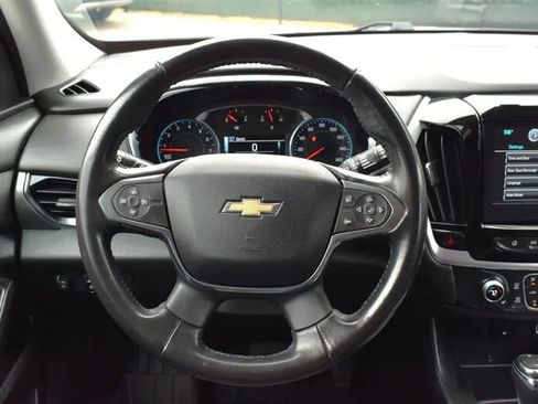 Used 2019 Chevrolet Traverse LT w/ LPO, Floor Liner Package AWD/4WD image 14