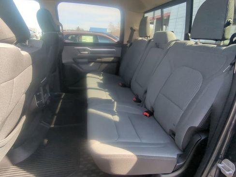 Used 2019 RAM 1500 Big Horn image 22