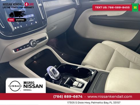 Used 2023 Volvo XC40 B5 Plus w/ Protection Package Premier image 25
